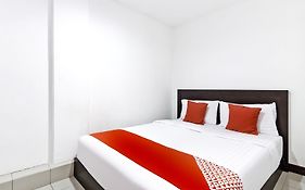Super Oyo 321 Hotel D'Elegant